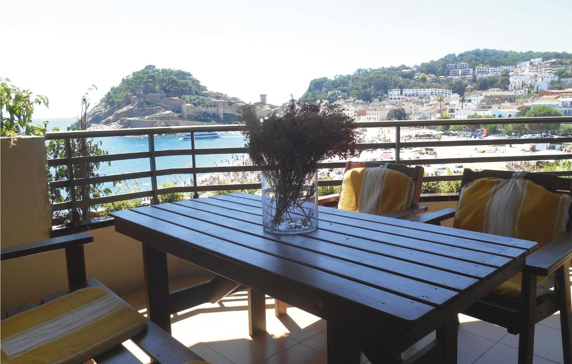 3 Bedroom Gorgeous Apartment In Tossa De Mar Dış mekan fotoğraf